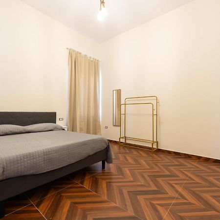 Keullaudianapoli Villa Bagian luar foto